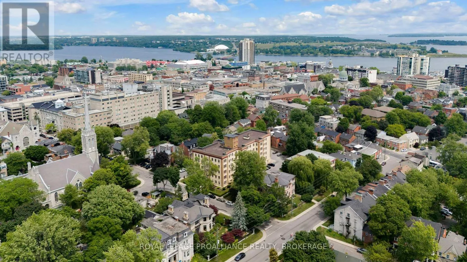 302 - 67 SYDENHAM STREET, #302