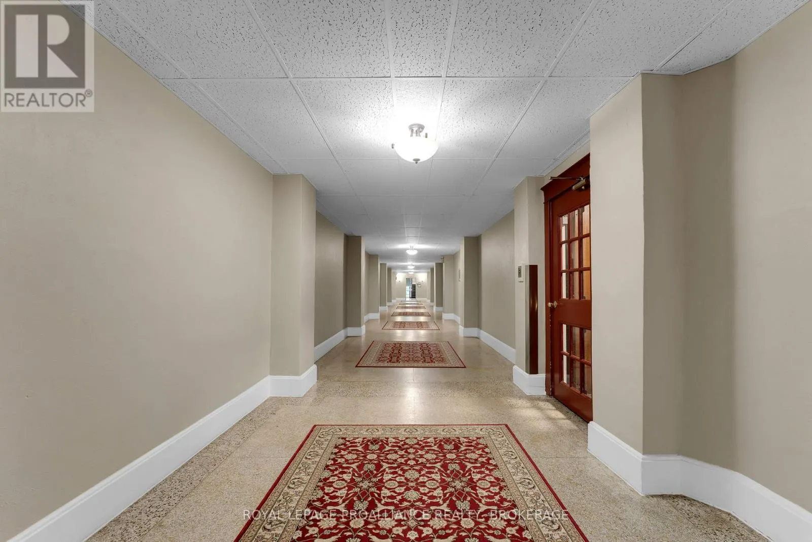 302 - 67 SYDENHAM STREET, #302