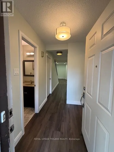 11 - 51 SUMMIT AVENUE, #11