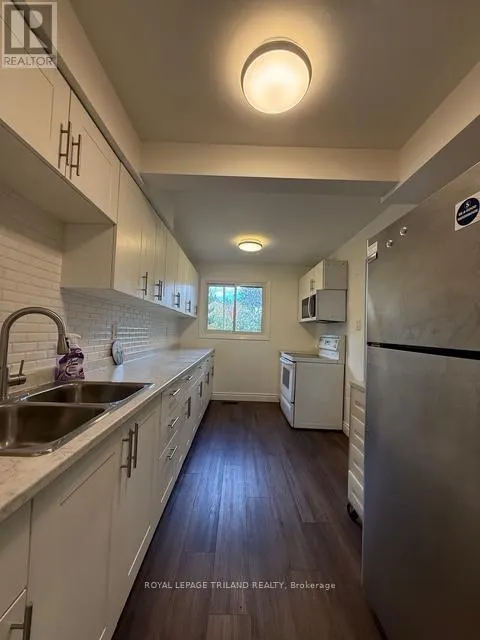 11 - 51 SUMMIT AVENUE, #11