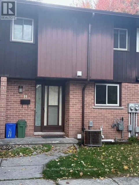 11 - 51 SUMMIT AVENUE, #11