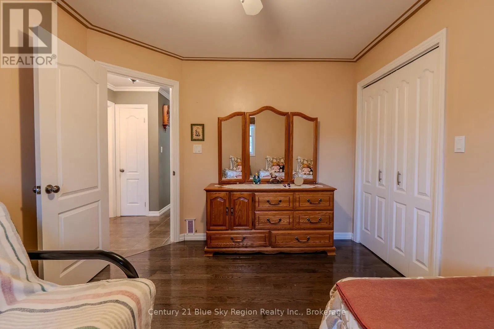 38 CEDARGROVE COURT