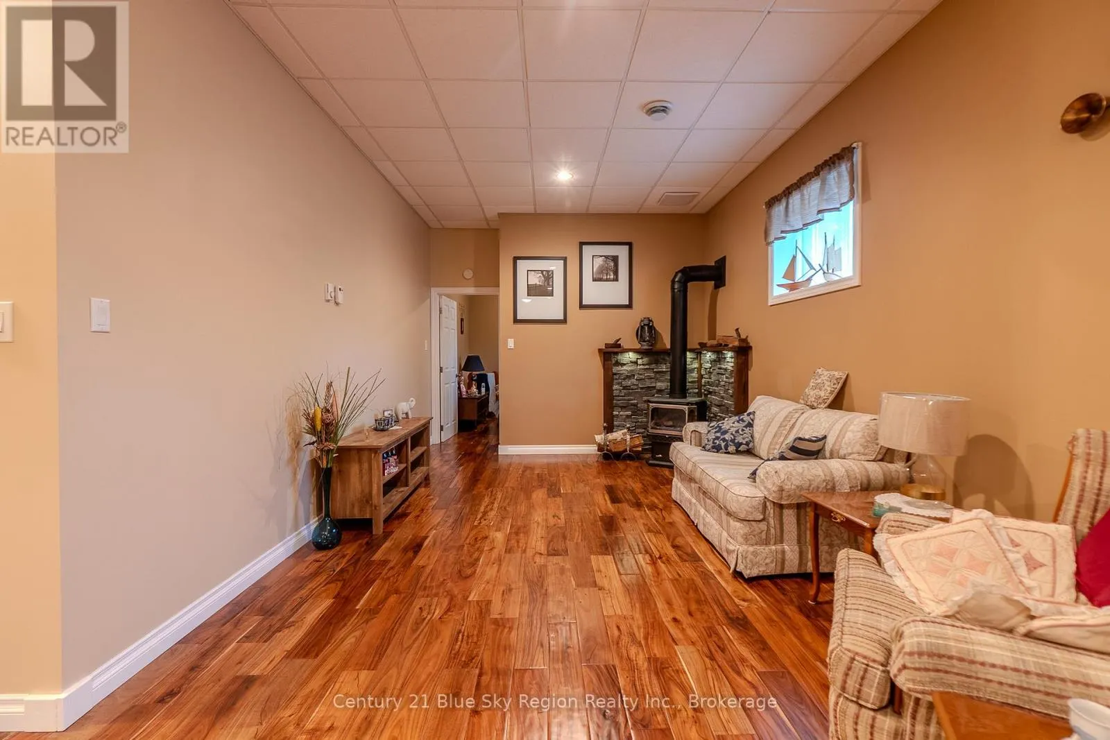 38 CEDARGROVE COURT