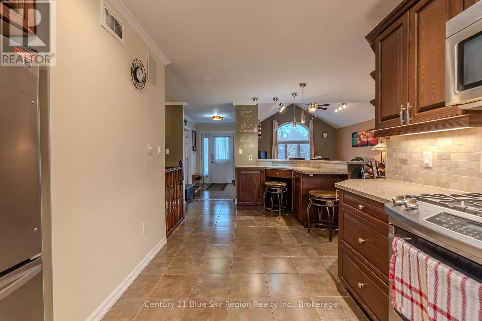 38 CEDARGROVE COURT