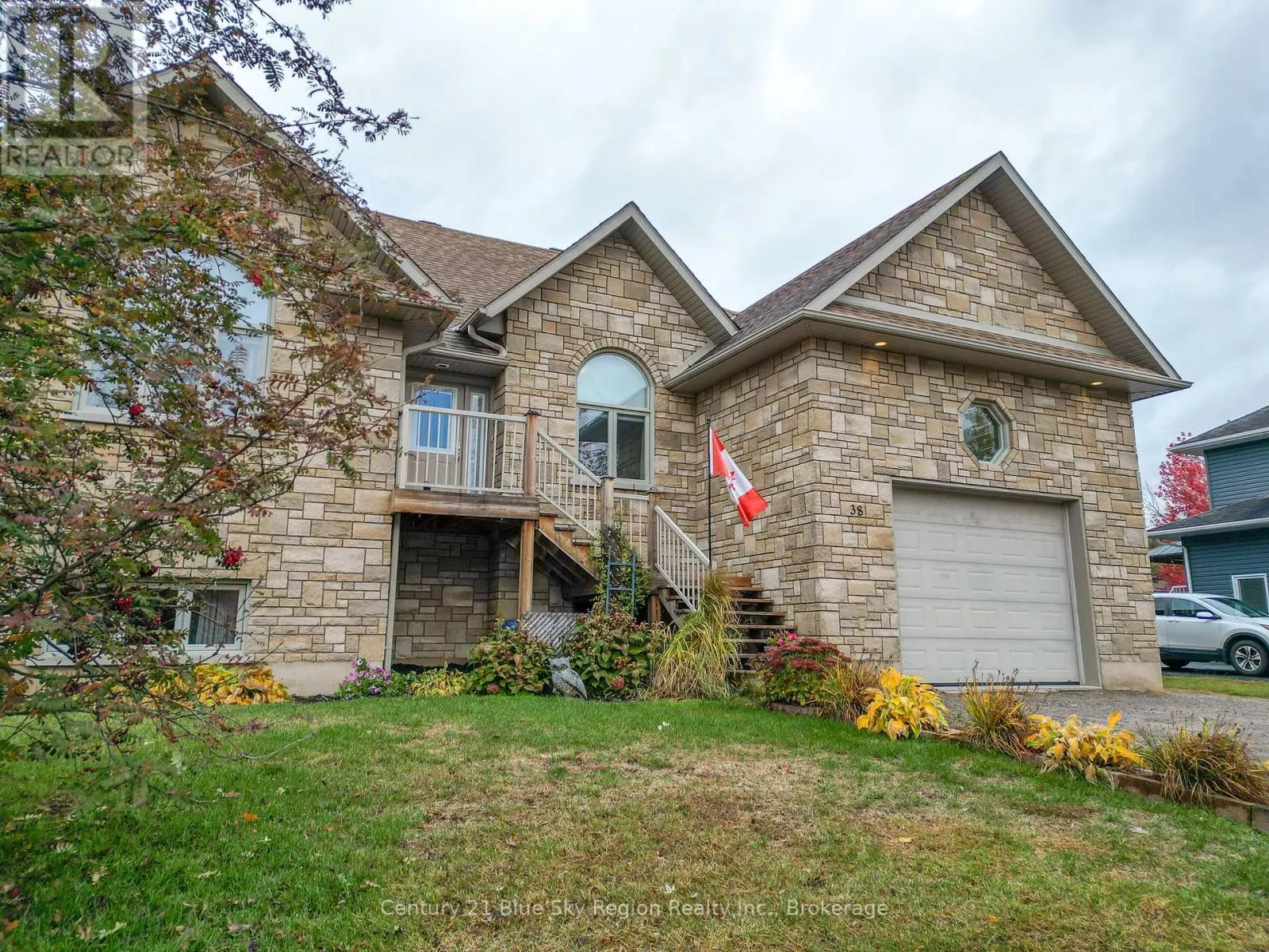 38 CEDARGROVE COURT
