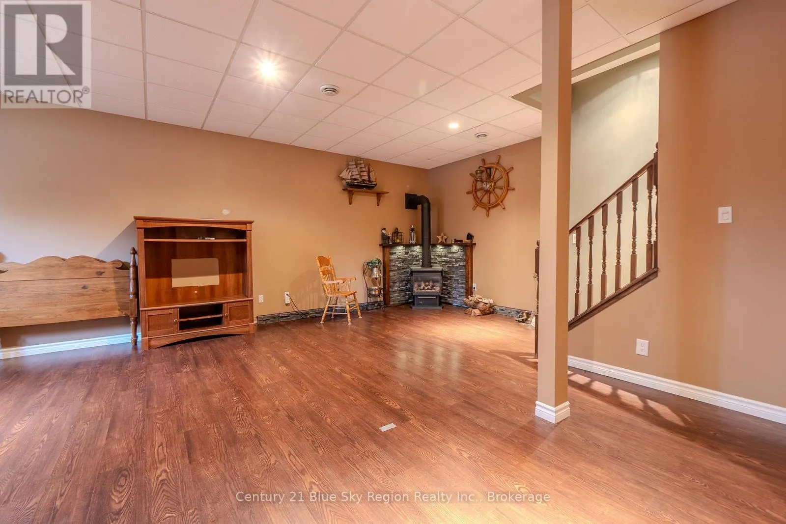 38 CEDARGROVE COURT