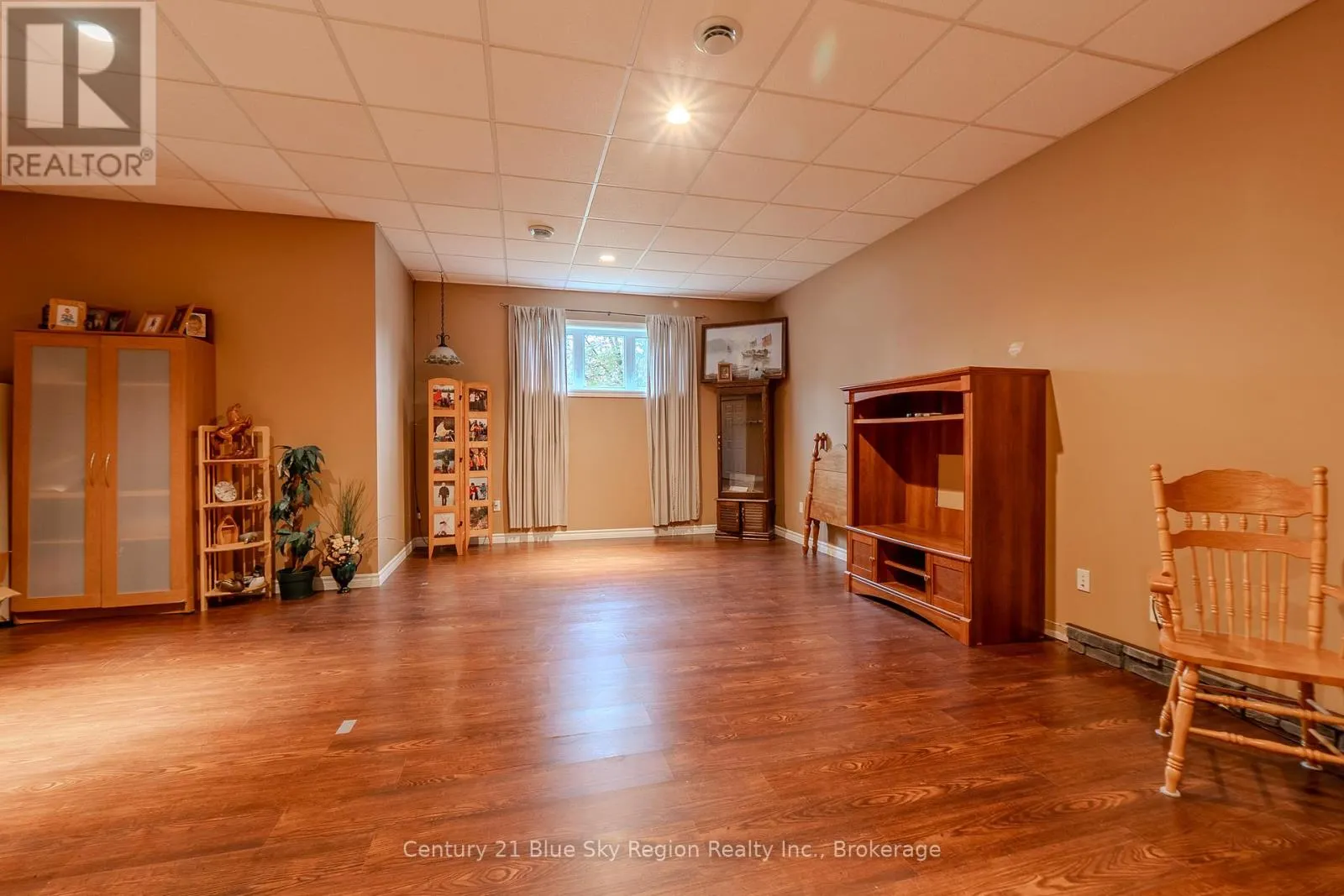38 CEDARGROVE COURT