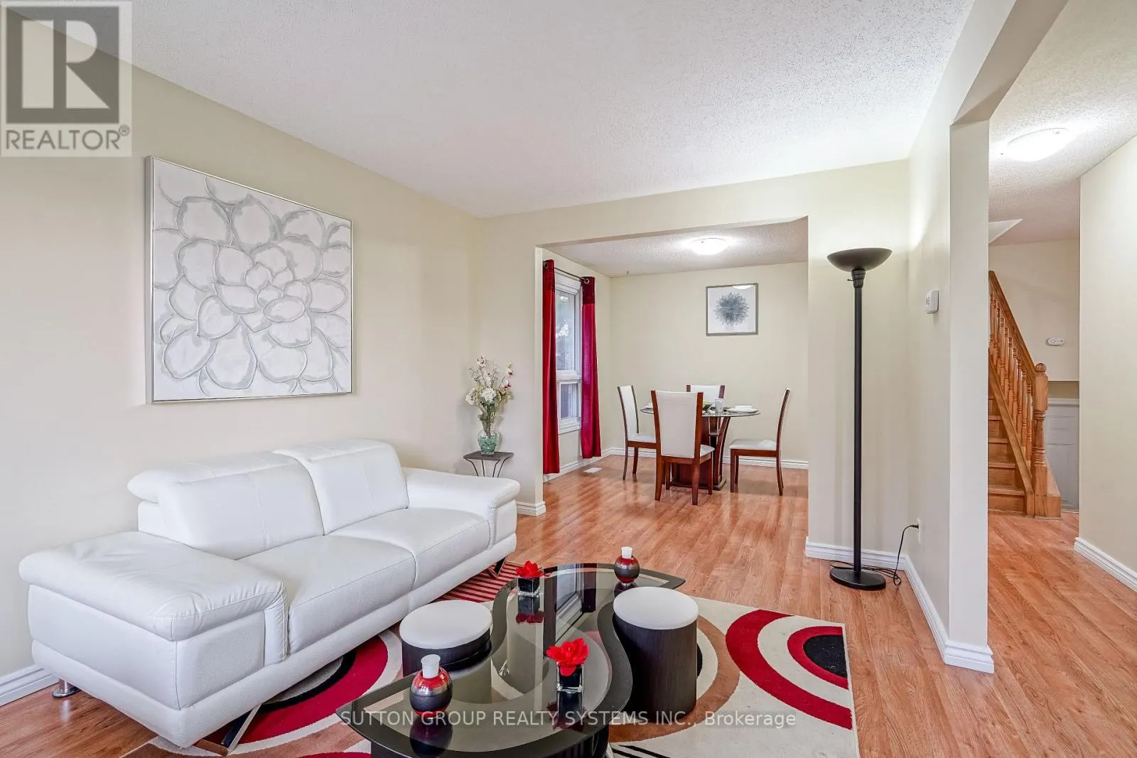 UPPER - 85 COVINGTON CRESCENT