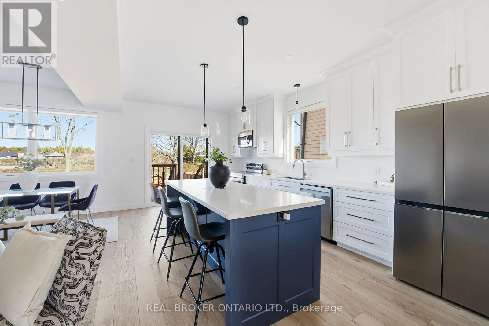 160A CONCESSION STREET W