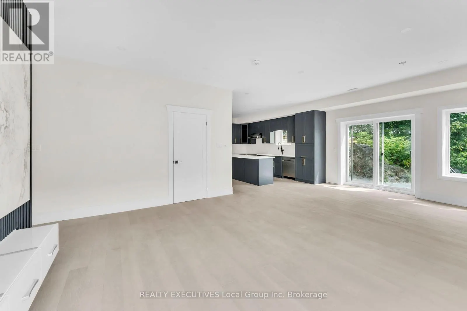 29 SHALLOT CRESCENT