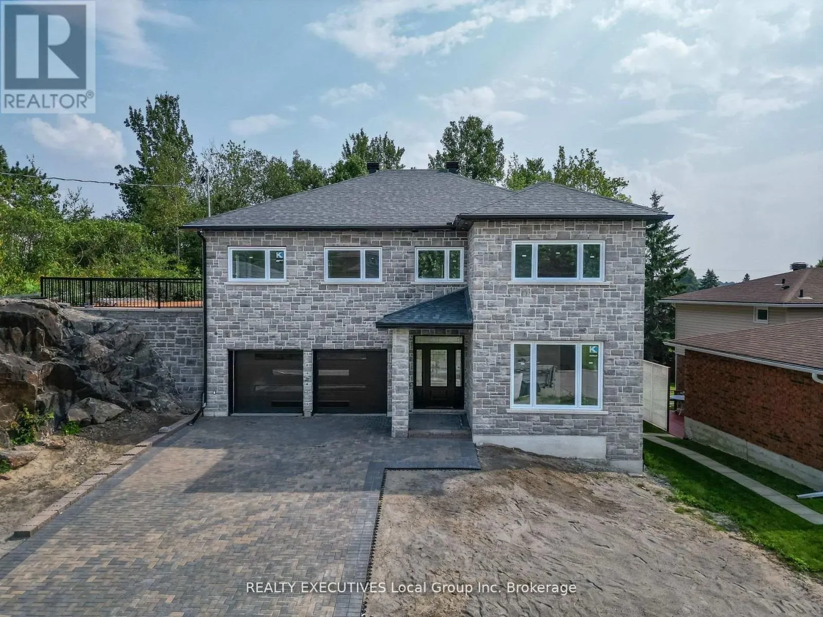 29 SHALLOT CRESCENT