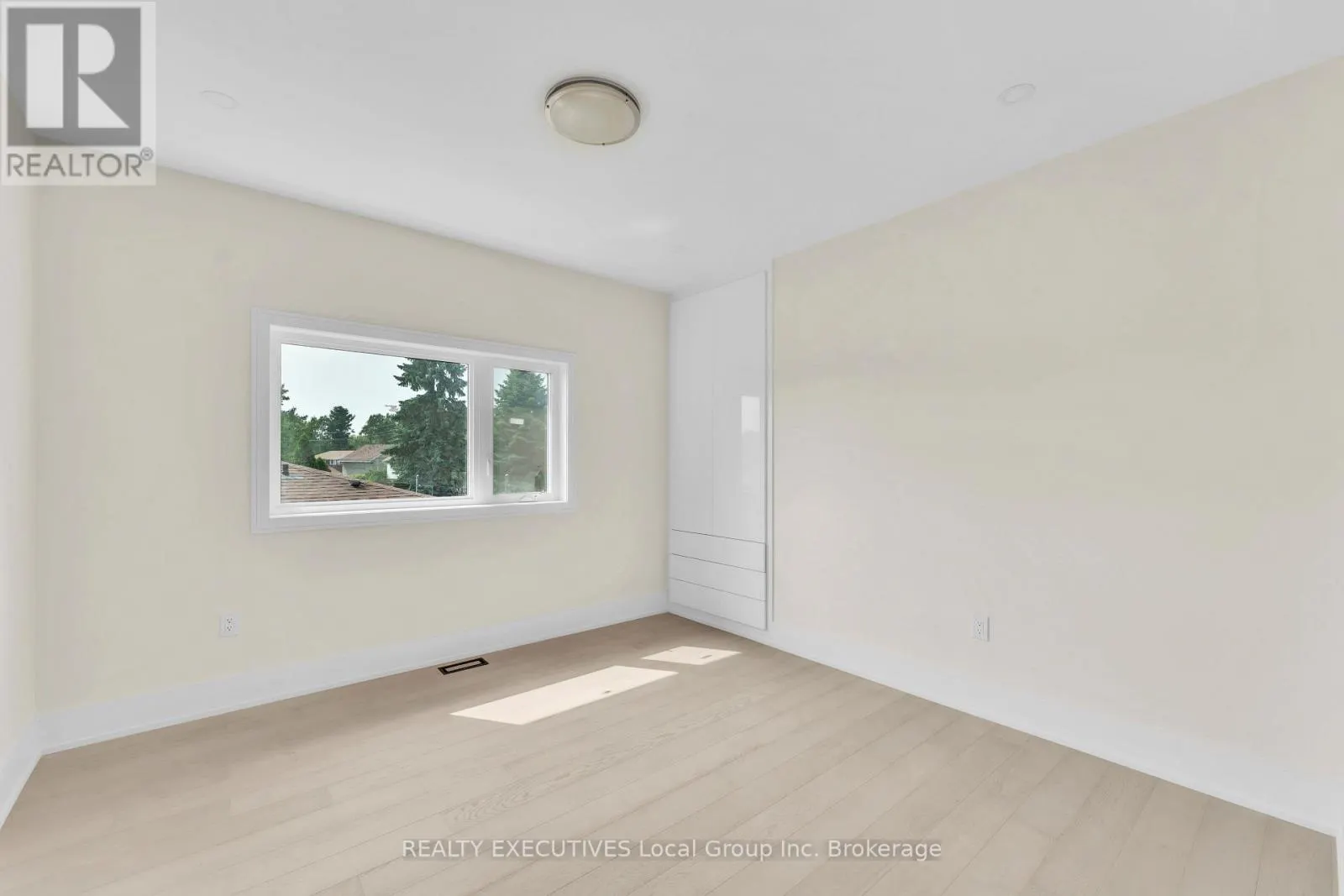 29 SHALLOT CRESCENT