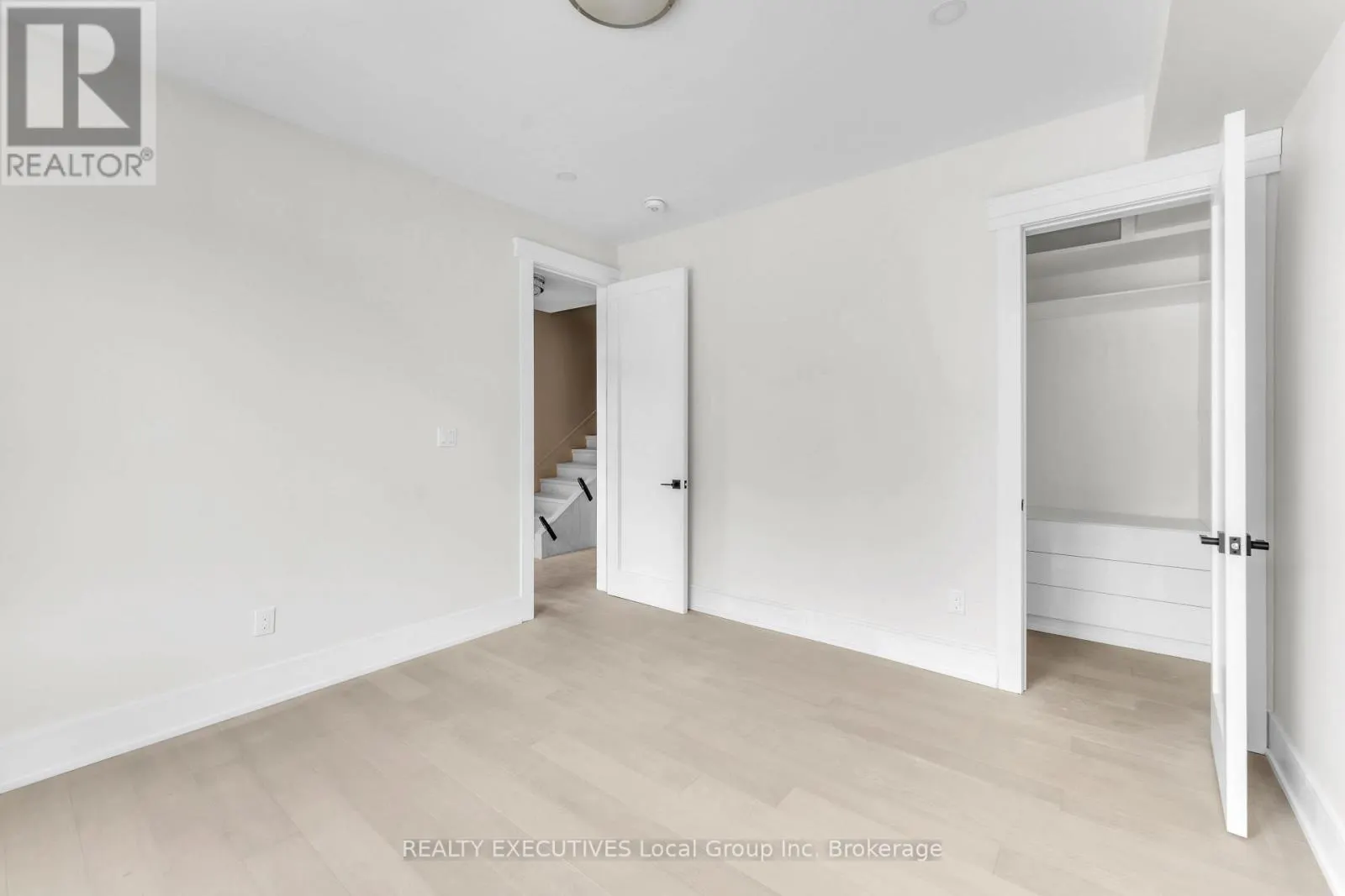 29 SHALLOT CRESCENT