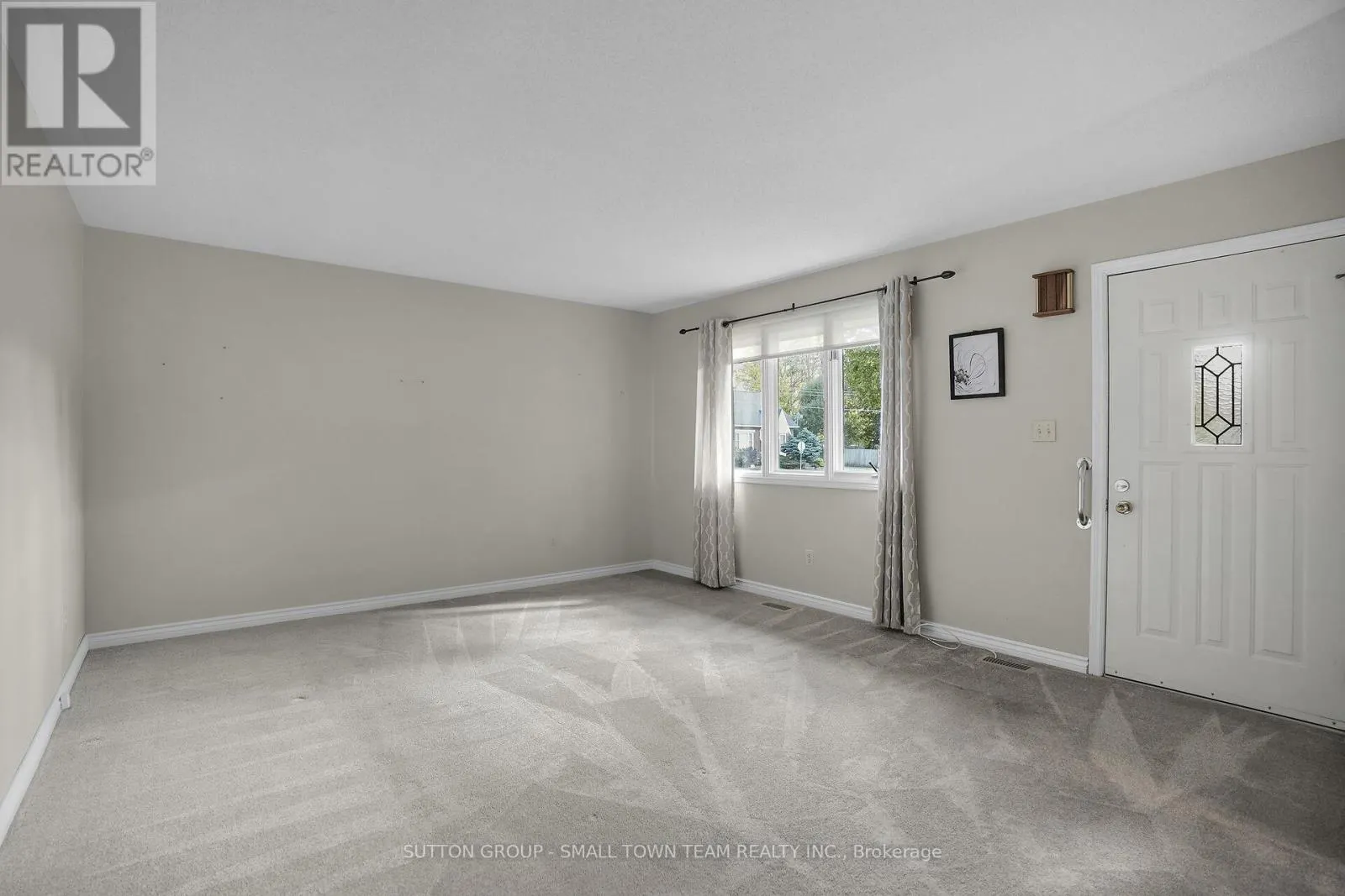 110 JOHN STREET W