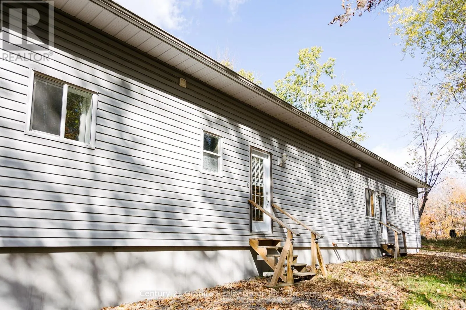 51 FARMCREST AVENUE