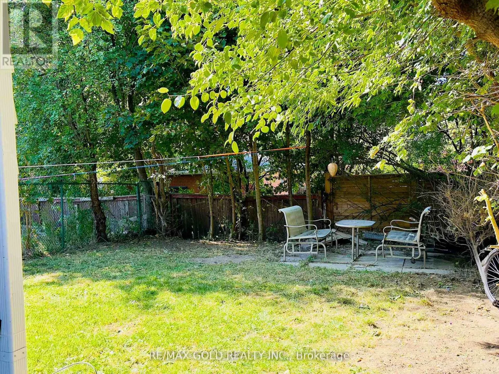 LOWER - 156 MOOREGATE CRESCENT