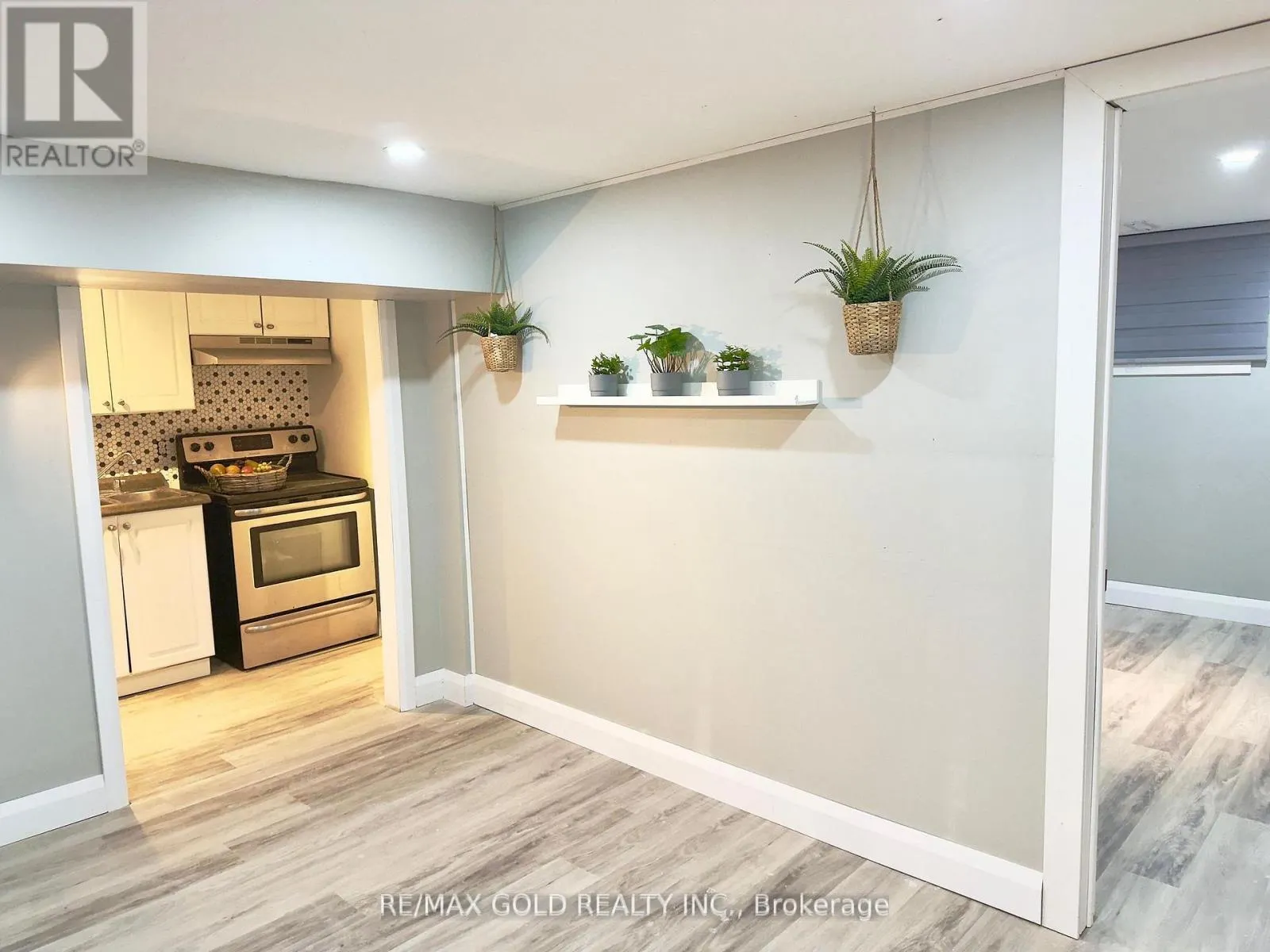 LOWER - 156 MOOREGATE CRESCENT