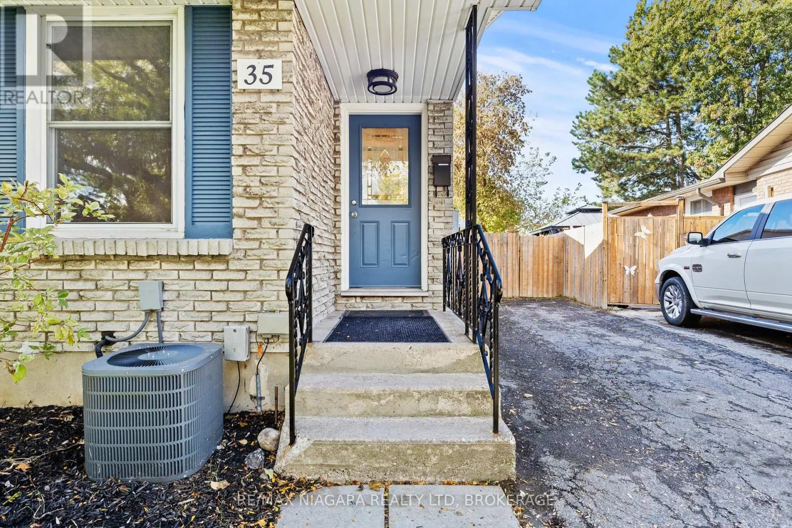 35 LAFAYETTE DRIVE