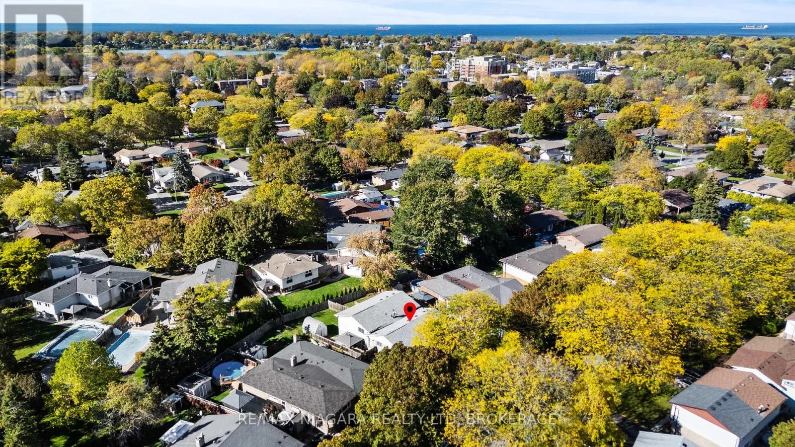 35 LAFAYETTE DRIVE