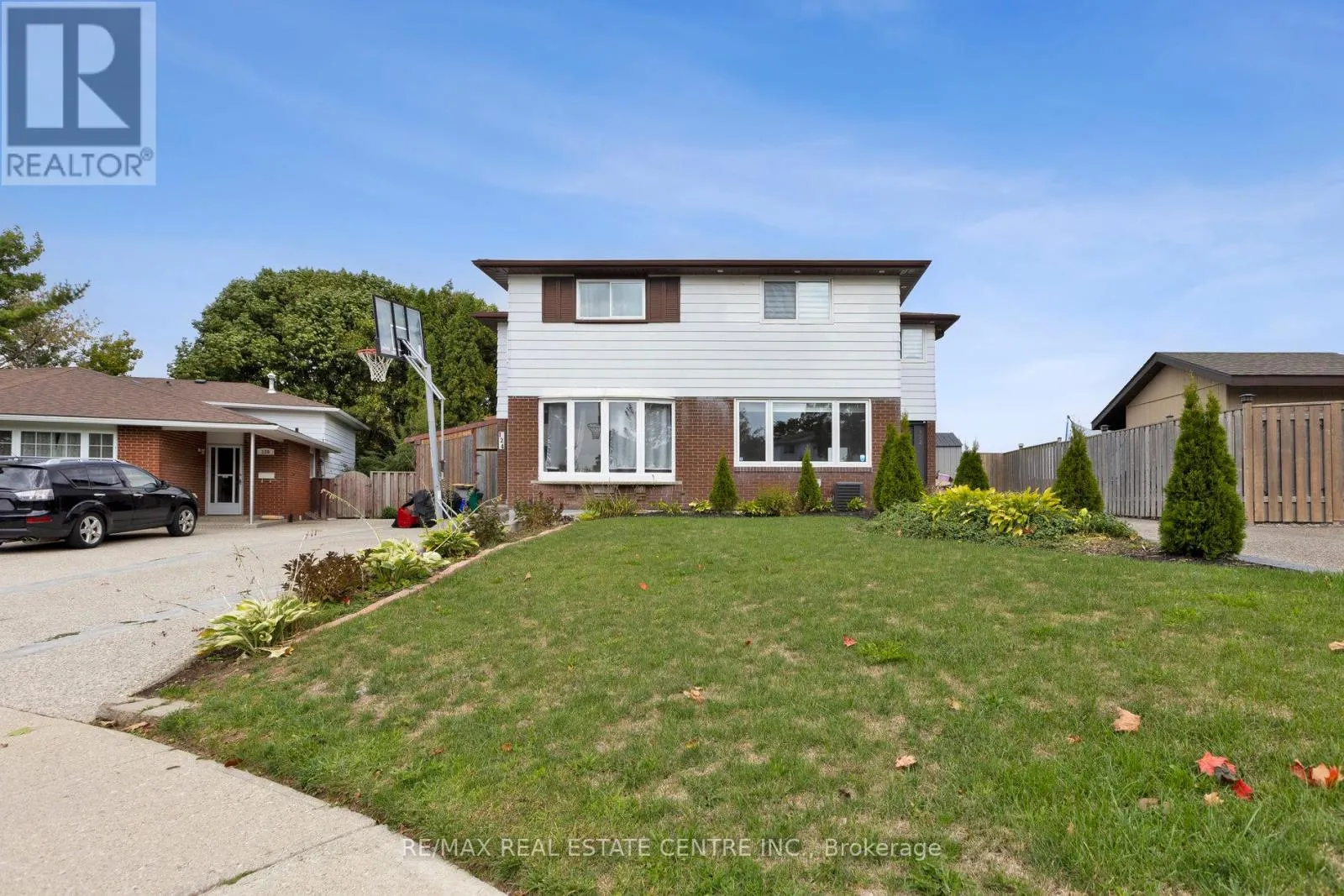 122 MOOREGATE CRESCENT
