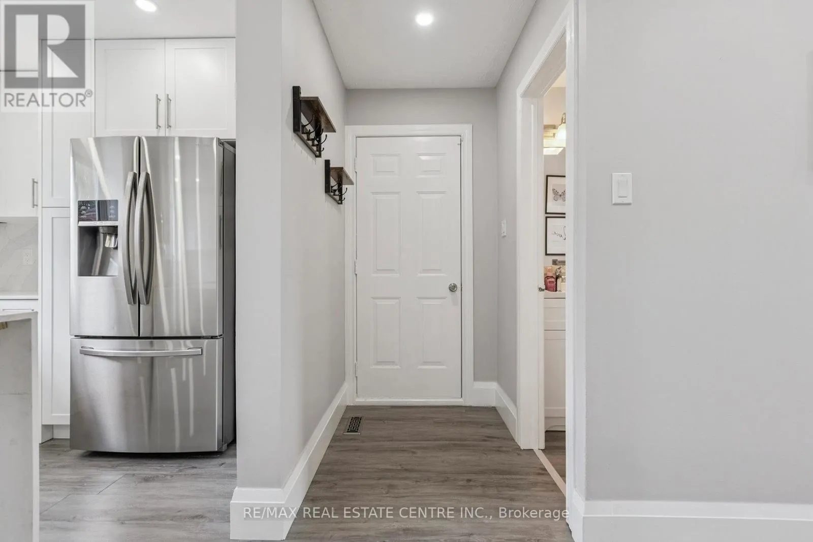 122 MOOREGATE CRESCENT