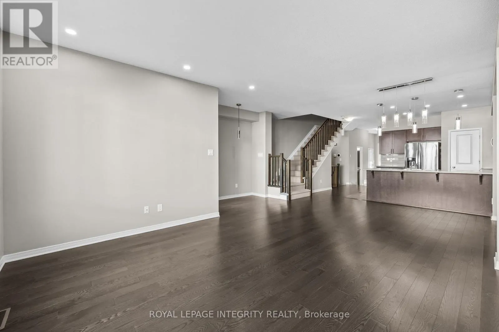 14 HACKNEY PRIVATE