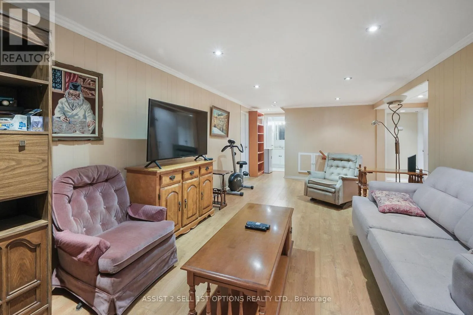 24 BARNES CRESCENT
