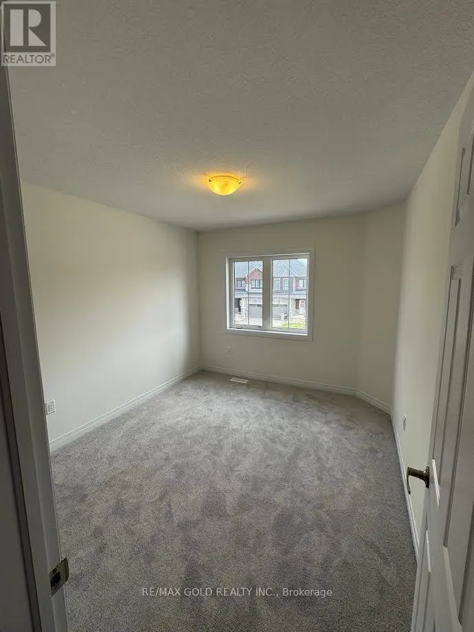 19 LEMON AVENUE