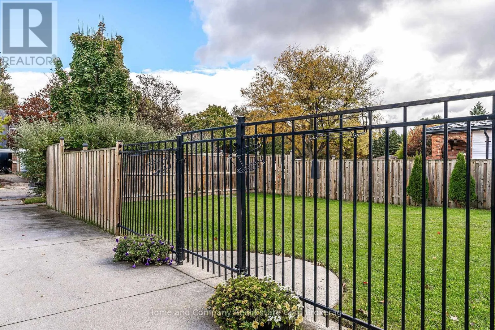 143 GREENWOOD DRIVE