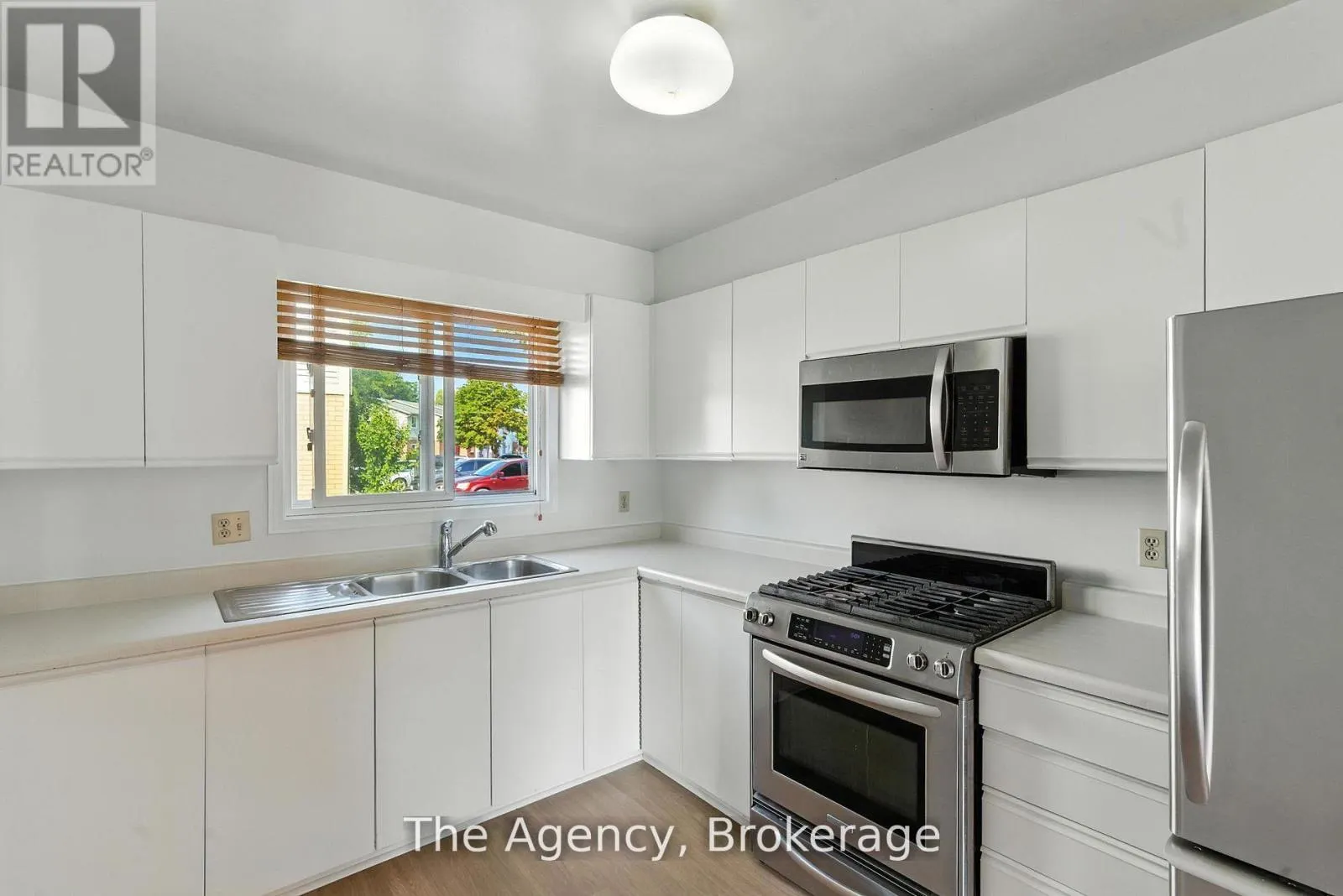 44 - 65 DORCHESTER BOULEVARD, #44