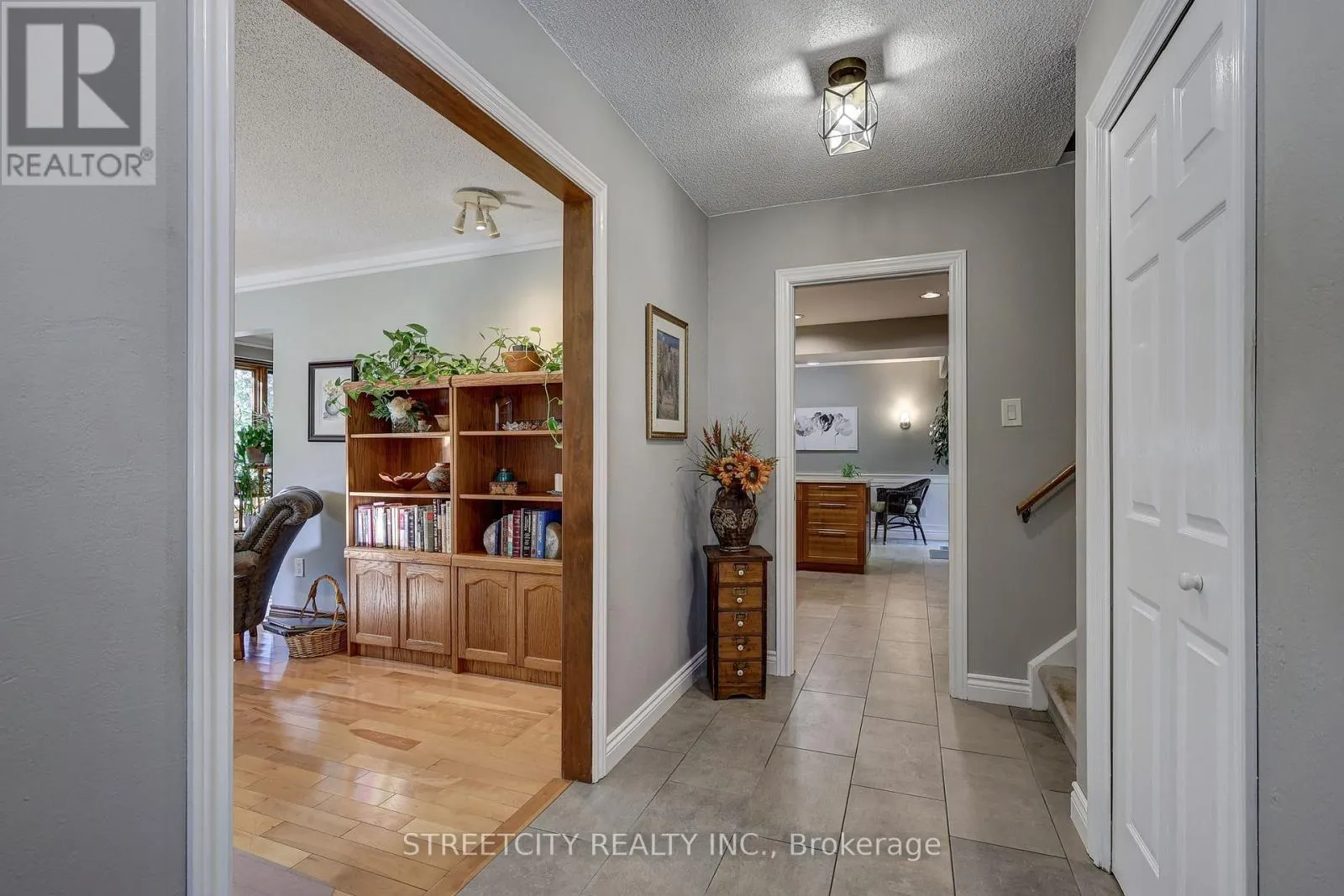 71 GLENBURNIE CRESCENT