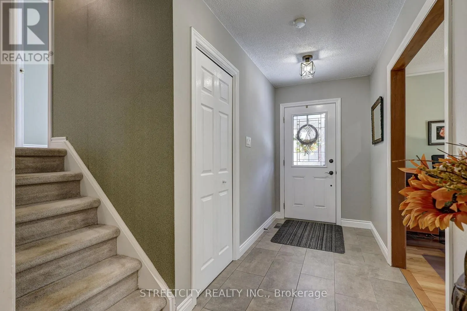 71 GLENBURNIE CRESCENT