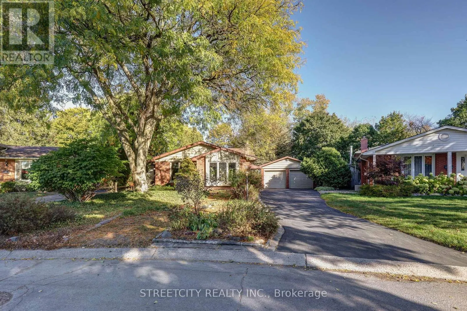 71 GLENBURNIE CRESCENT
