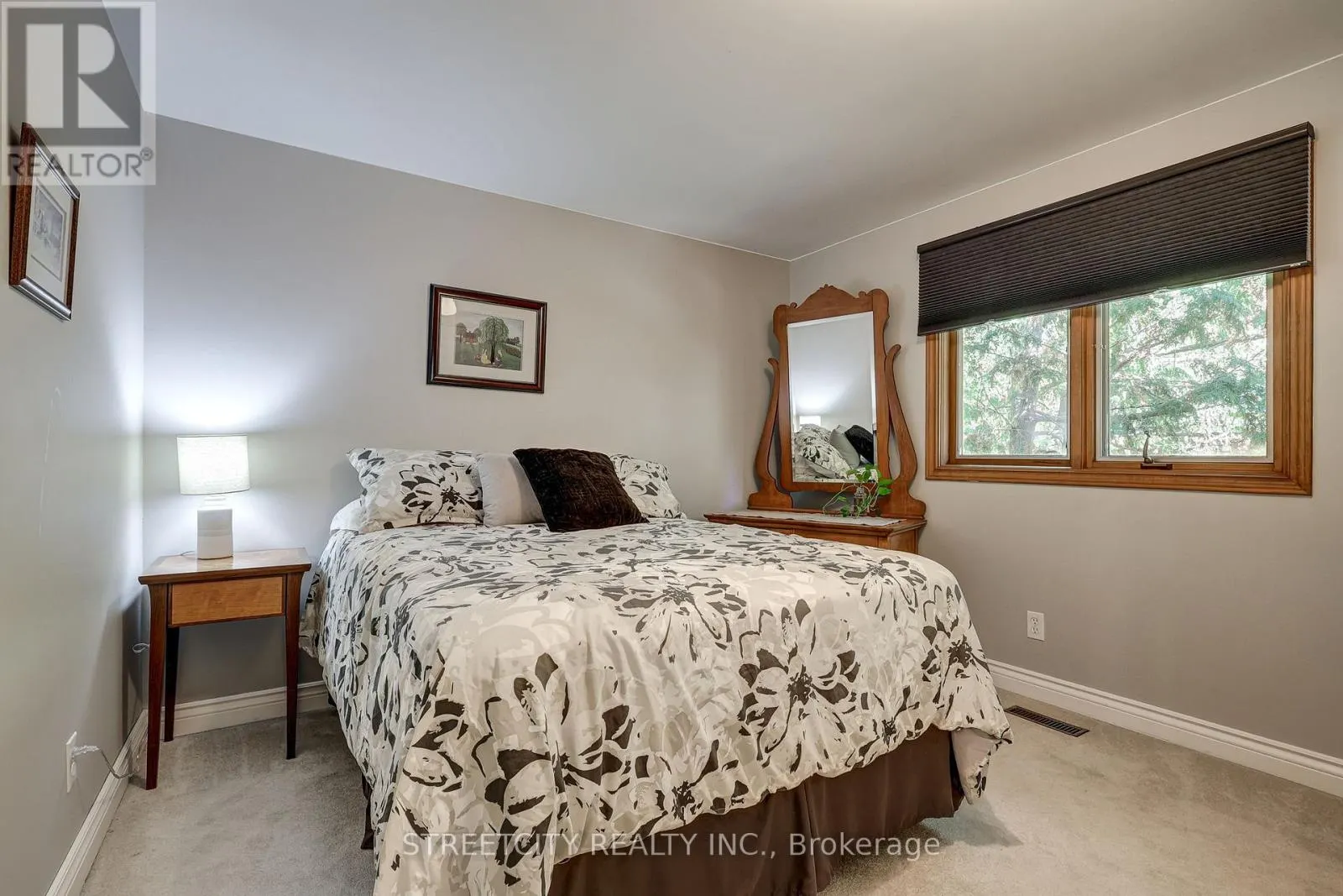 71 GLENBURNIE CRESCENT