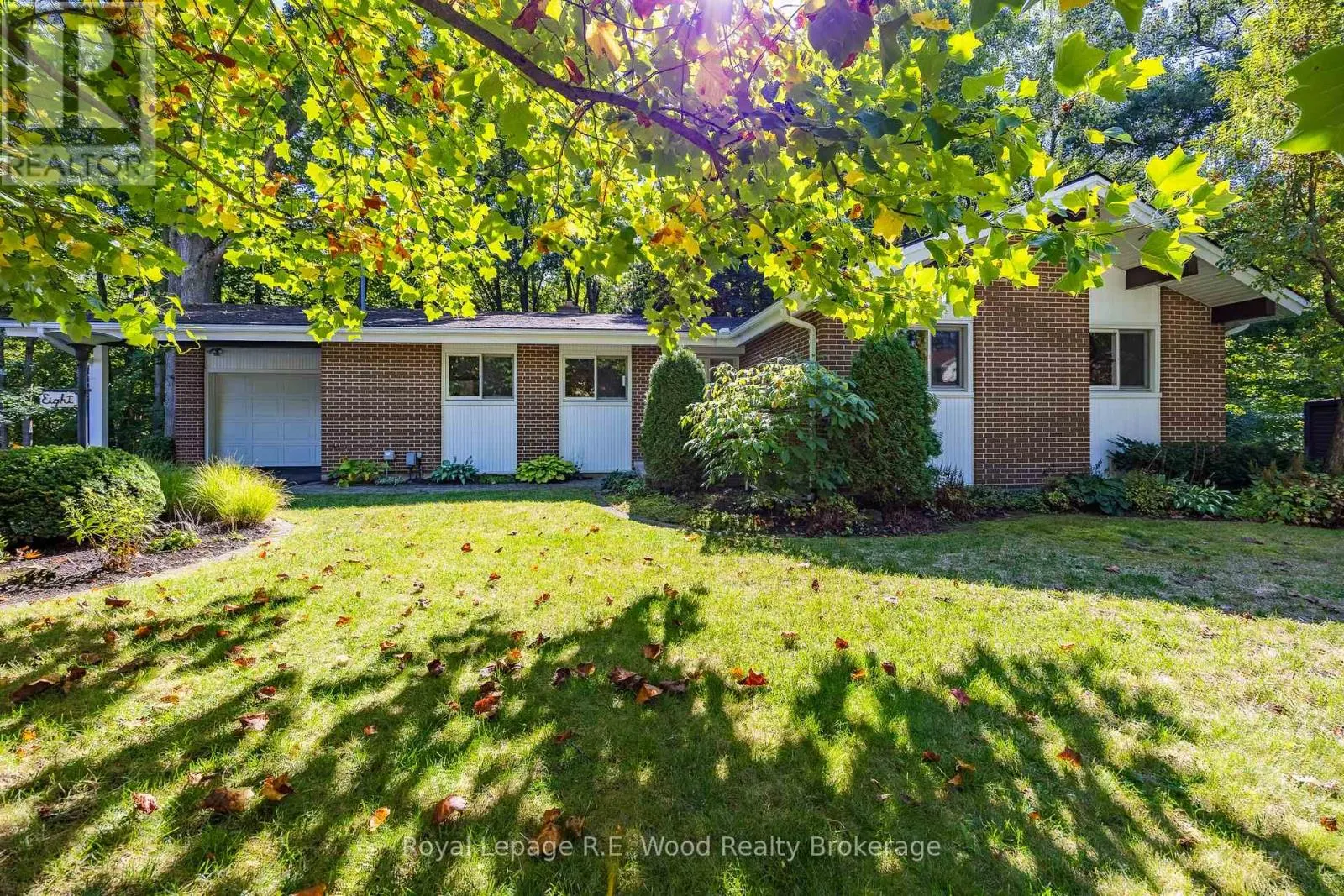 8 HIGHLAND DRIVE