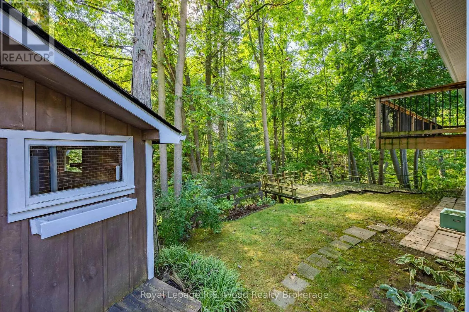 8 HIGHLAND DRIVE