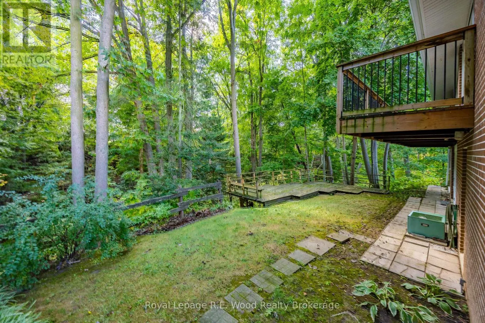 8 HIGHLAND DRIVE