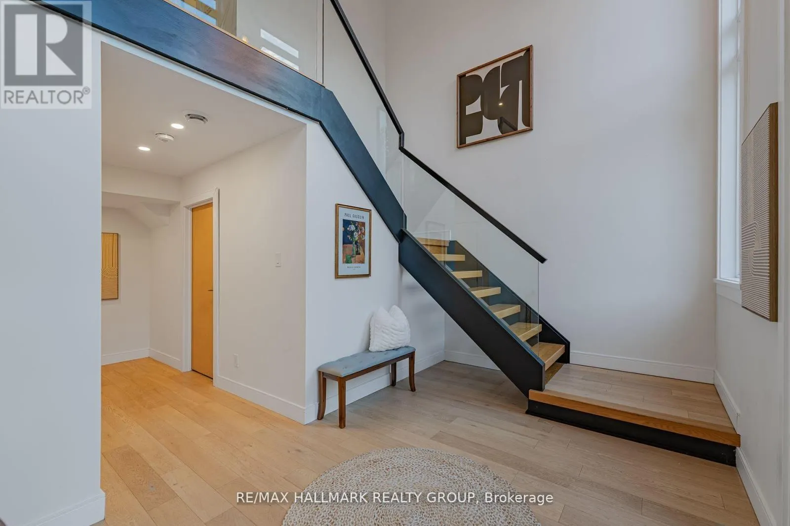 14 THORNTON AVENUE