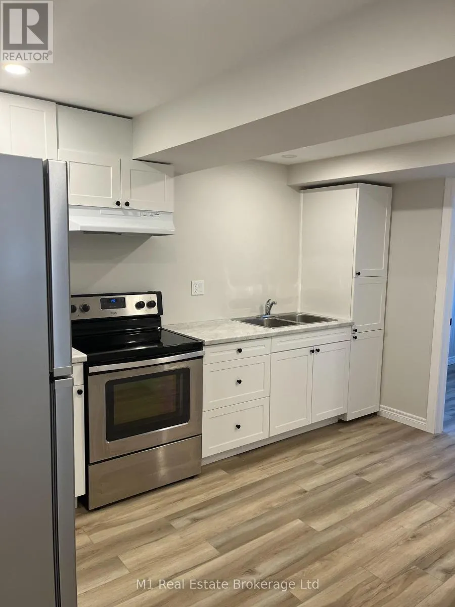 LOWER - 353 IMPERIAL ROAD S, #Lower