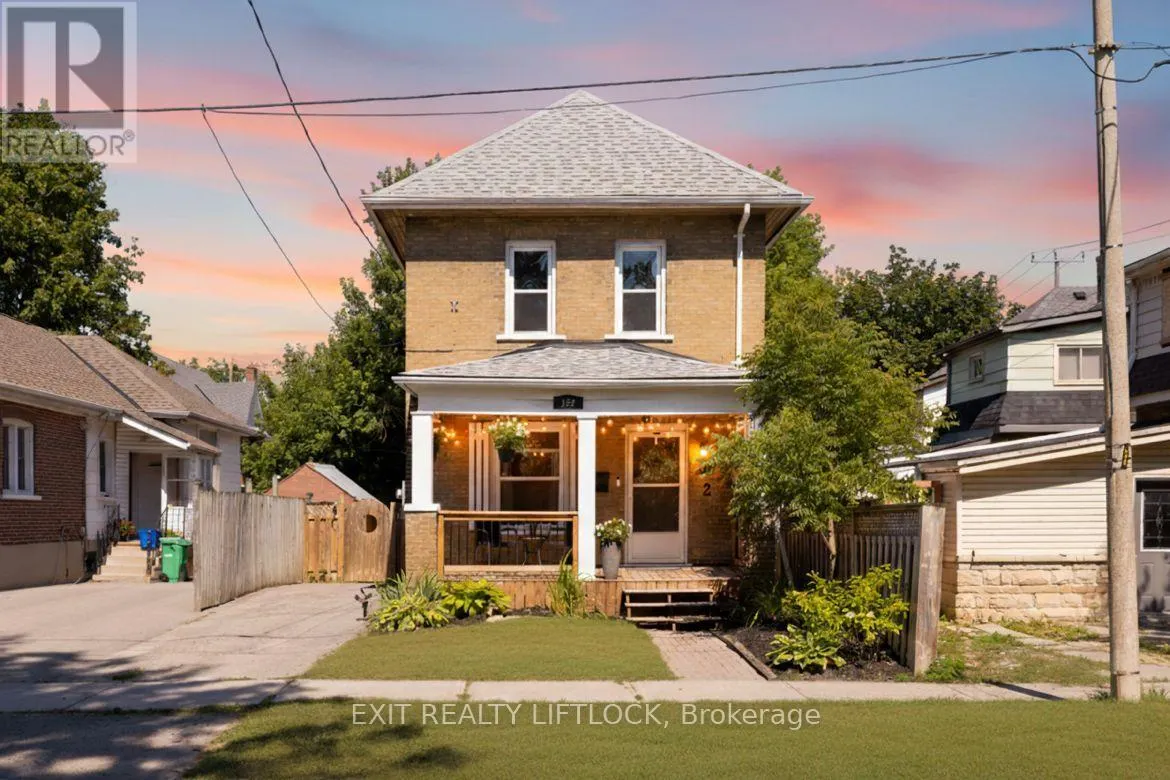 132 MAUDE STREET