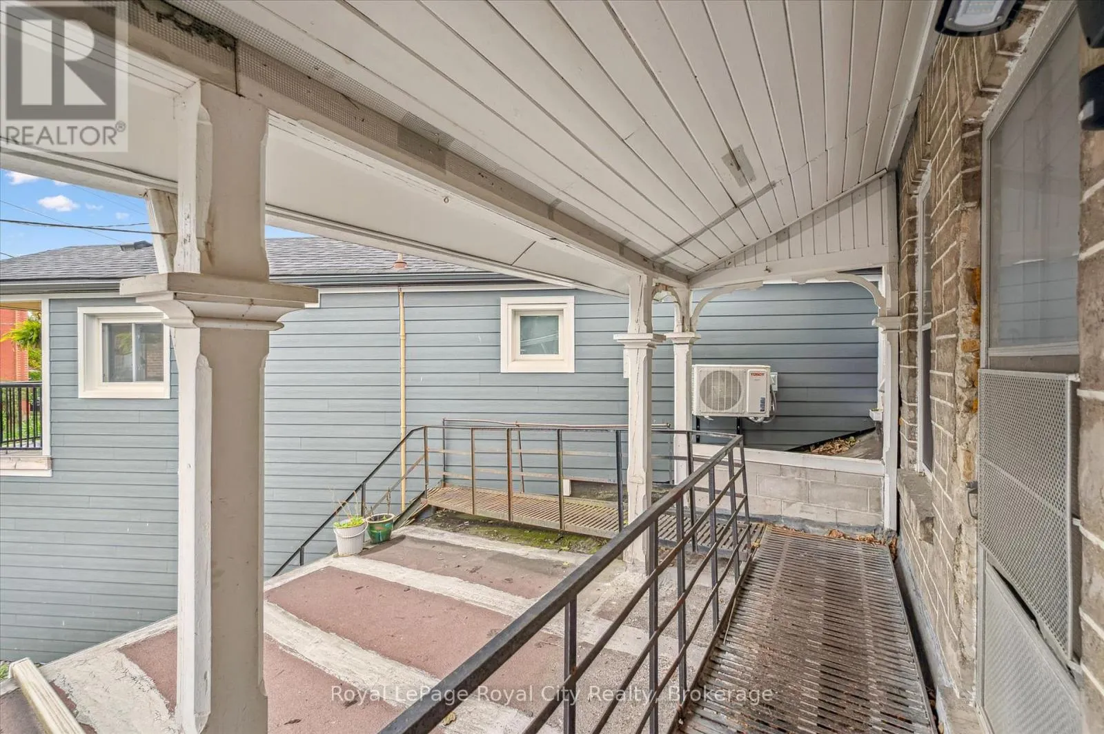 A - 129 METCALFE STREET, #A