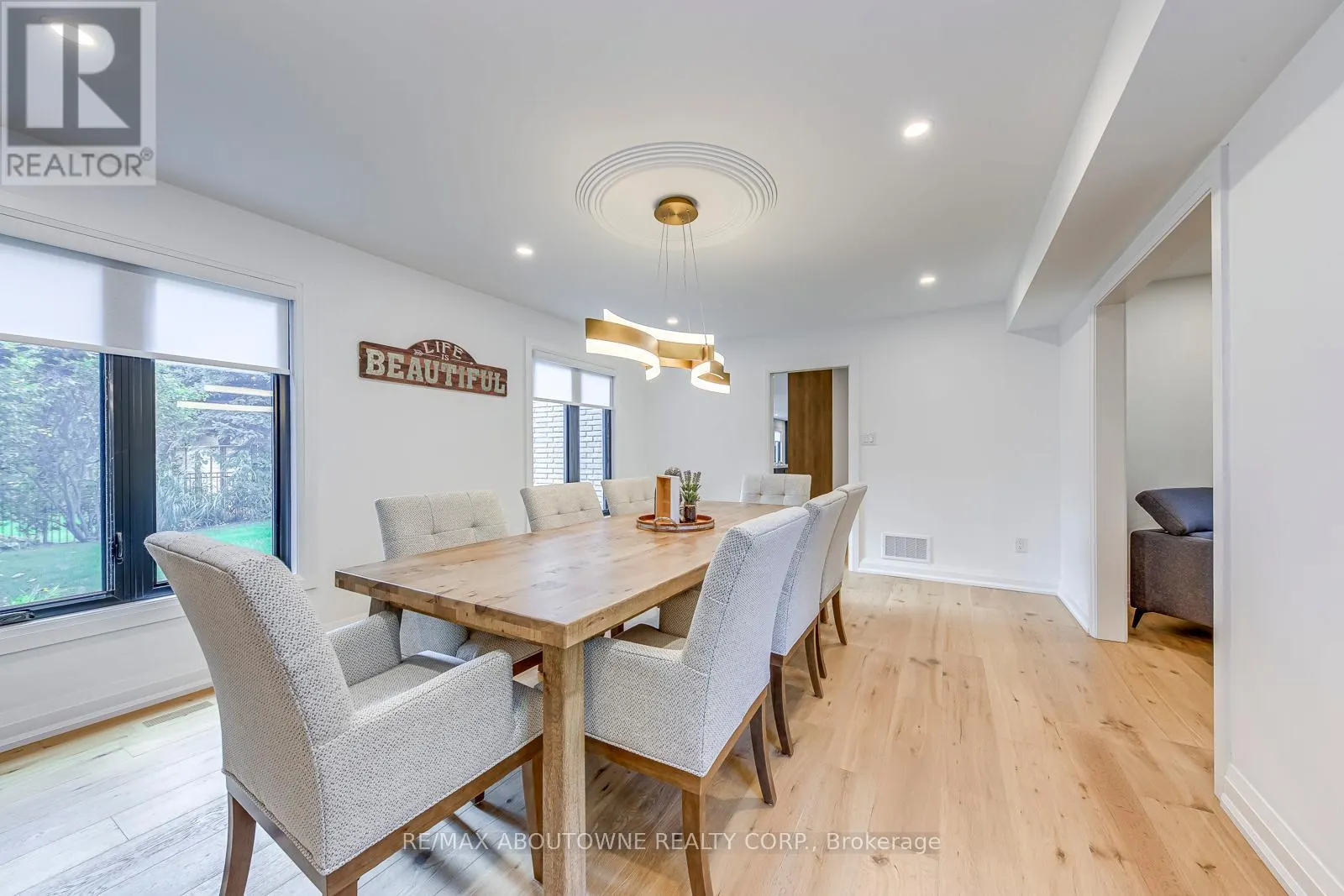 54 DEERVIEW AVENUE