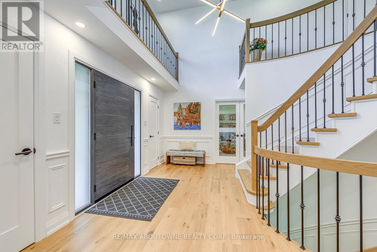 54 DEERVIEW AVENUE