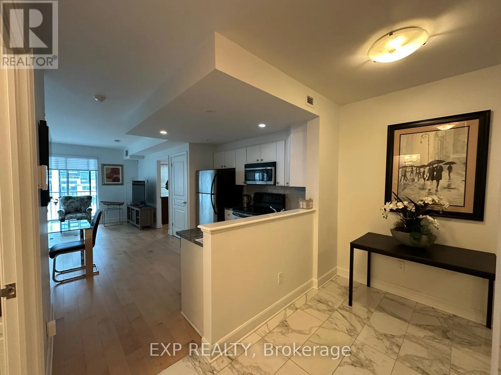 310 - 200 BESSERER STREET