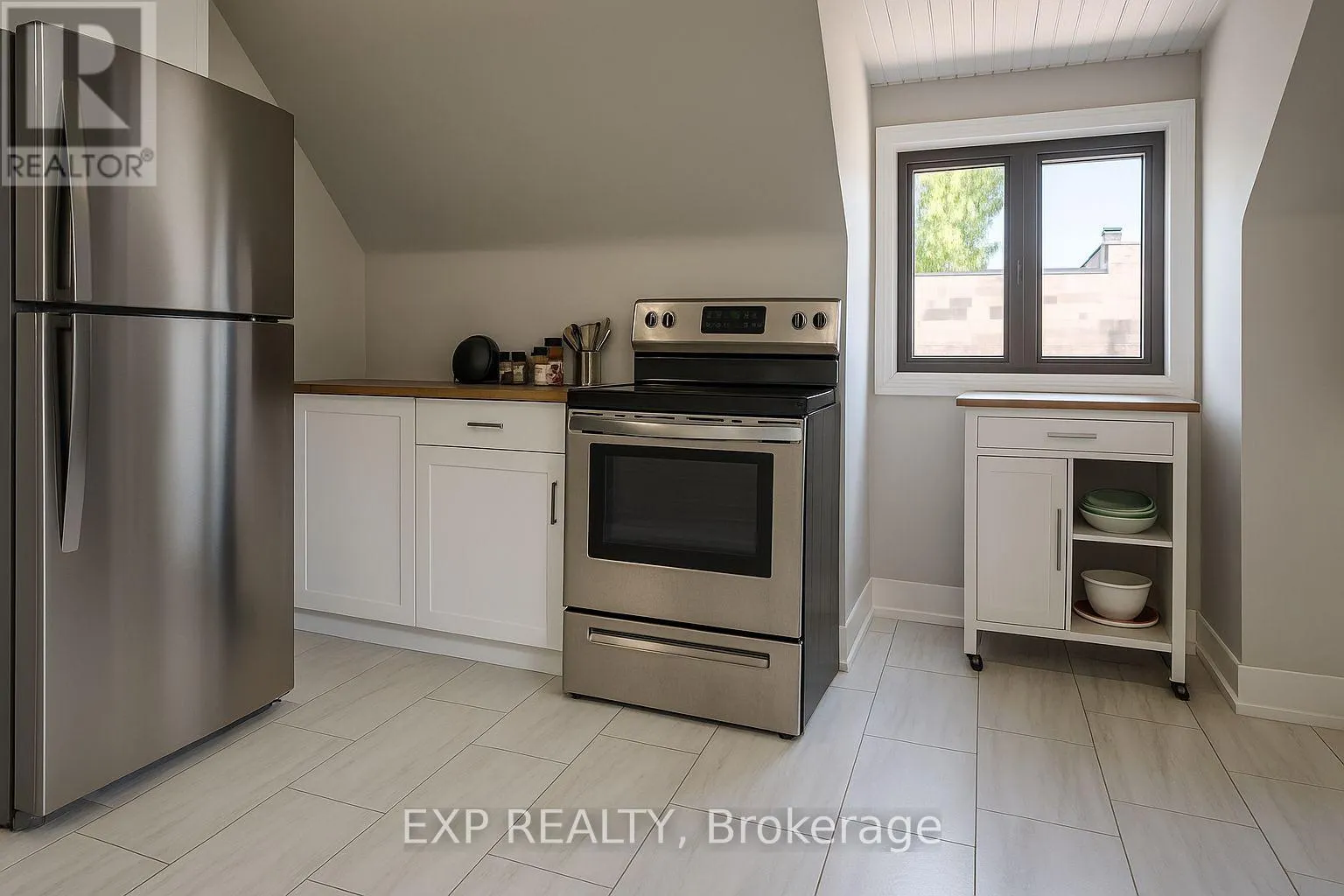 3 - 12 SOMERSET STREET W