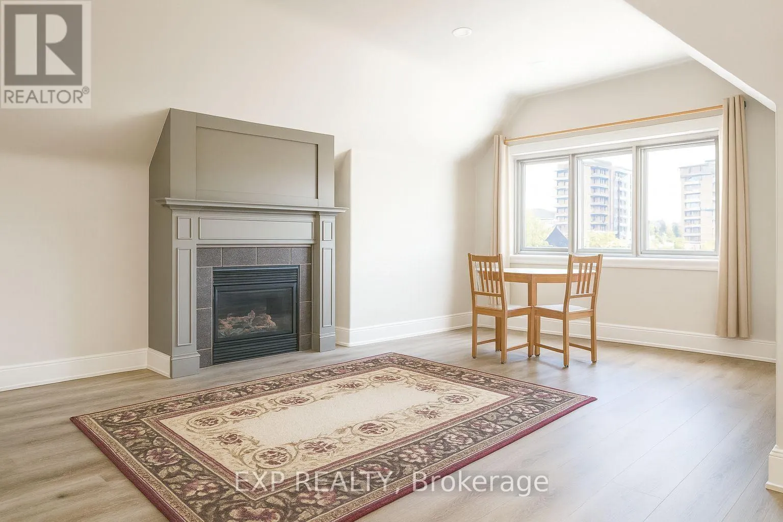 3 - 12 SOMERSET STREET W