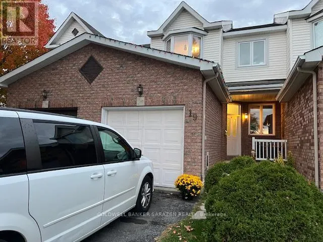 19 ASTORIA CRESCENT W