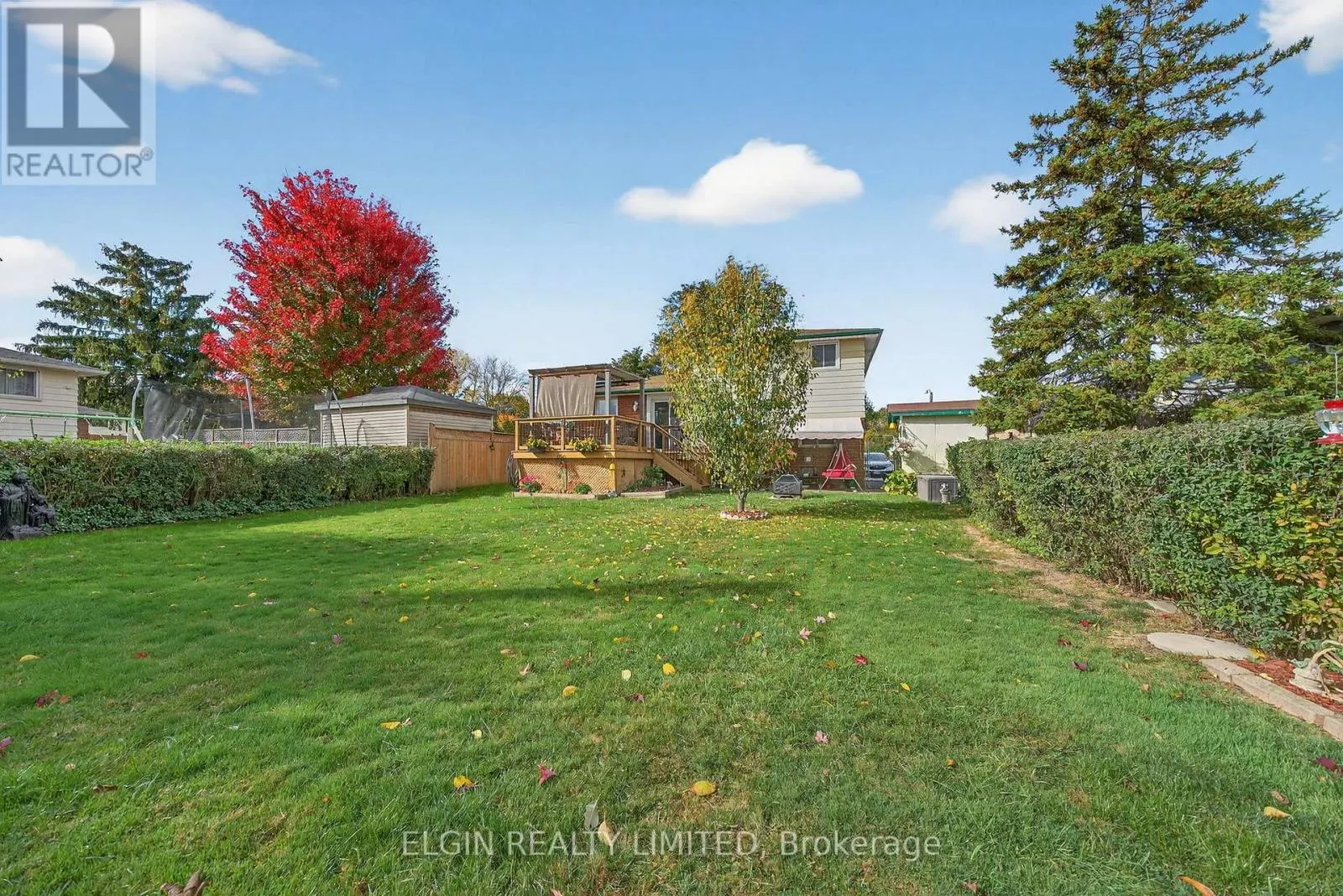 14 STIRLING CRESCENT