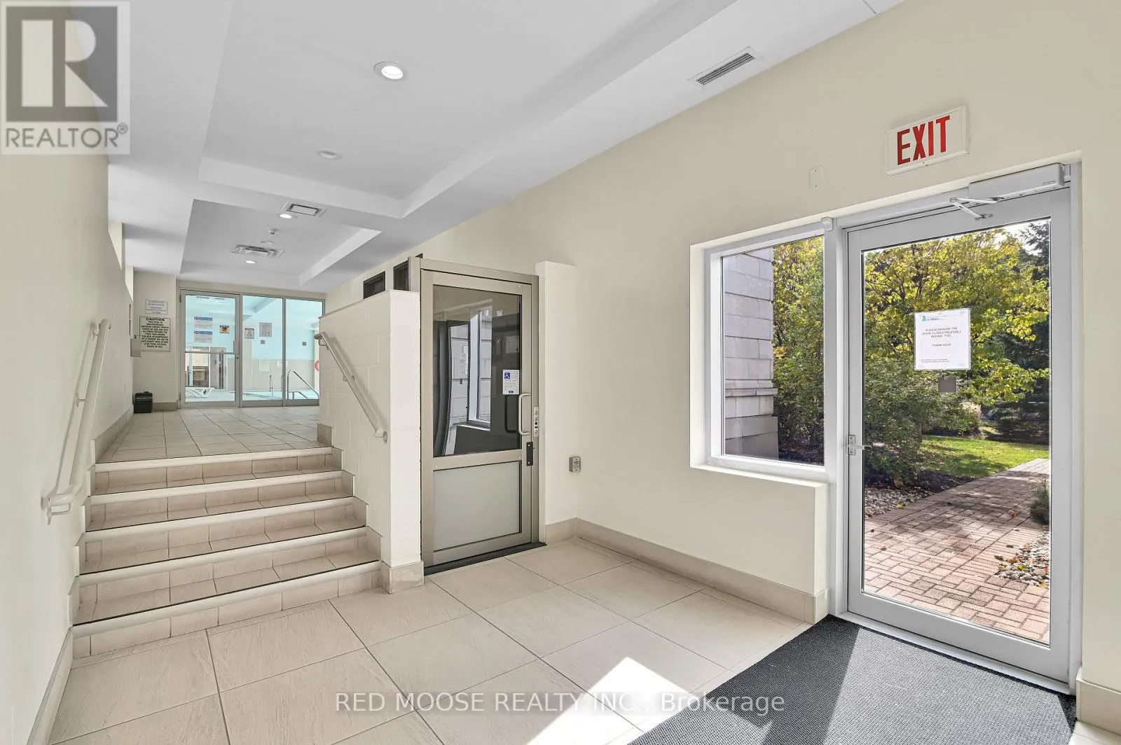 703 - 70 LANDRY STREET