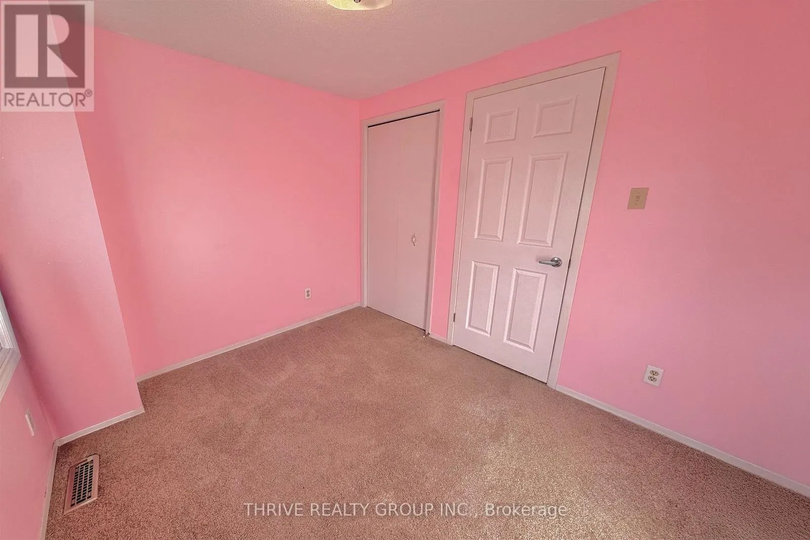 31 DANIELLE CRESCENT